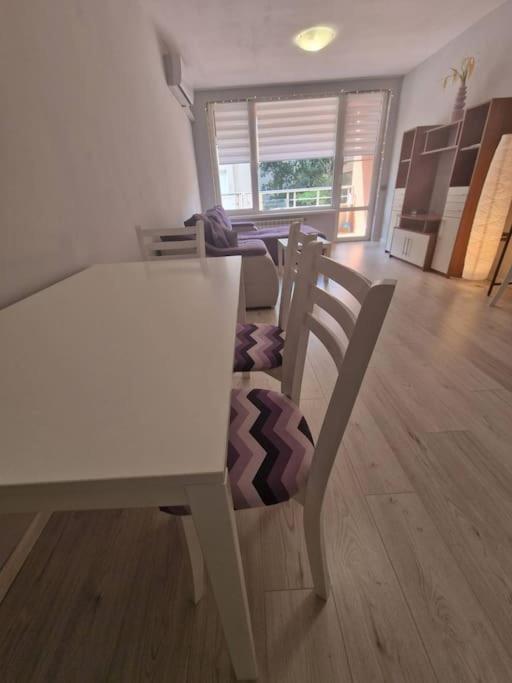 Cozy Central Apartment In Outskirts Of Old Sofia Extérieur photo